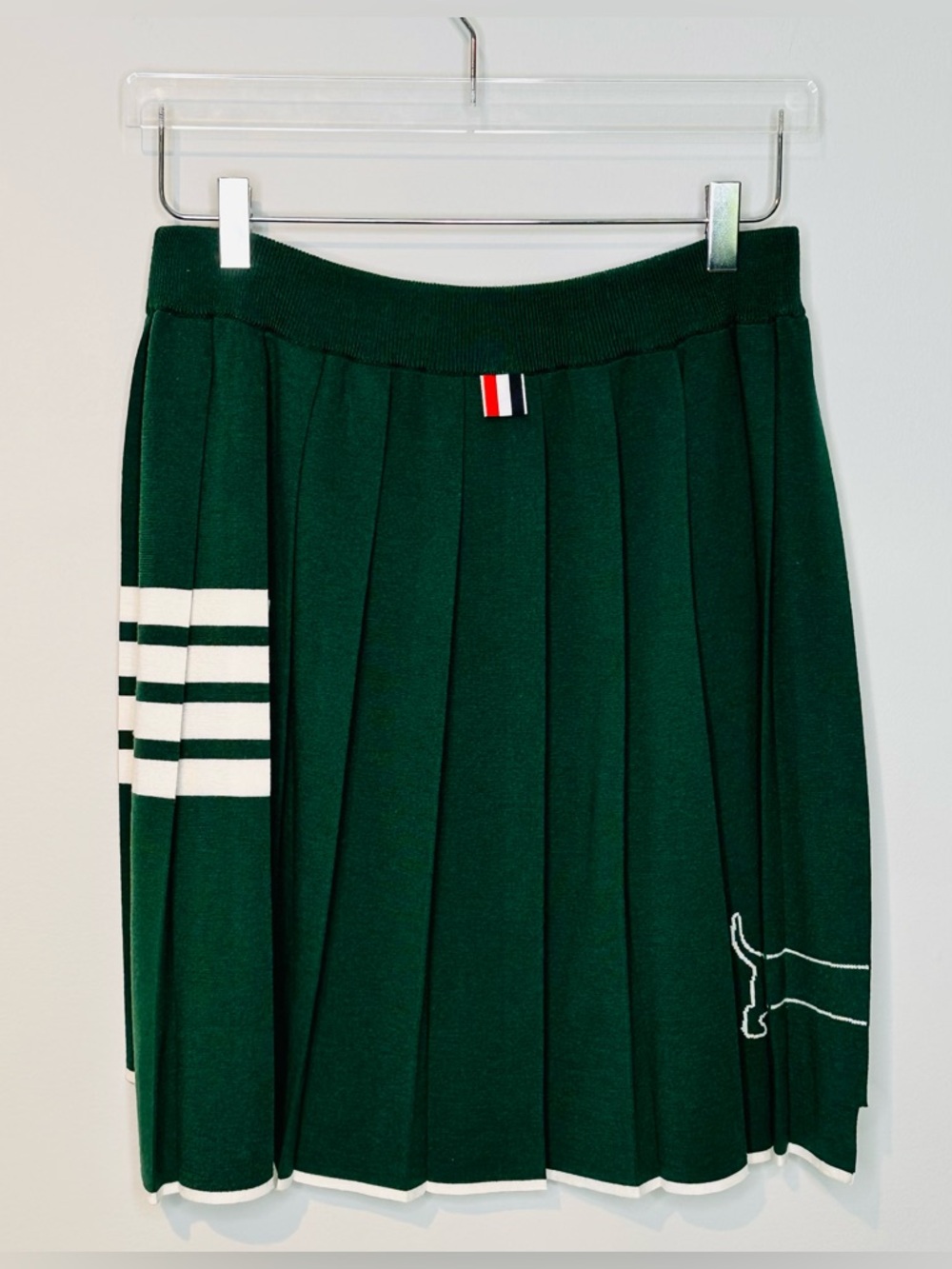 Thom Browne Green Wool Pleated Mini Skirt With 4-Bar Dog Hector Motifs - Picture 5 of 16